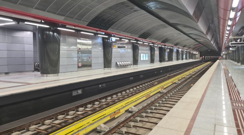Έκτακτο: Ένας άνθρωπος έπεσε στις γραμμές του Μετρό στον σταθμό Μέγαρο Μουσικής – Απεγκλωβίστηκε εν ζωή γυναίκα ιταλικής καταγωγής