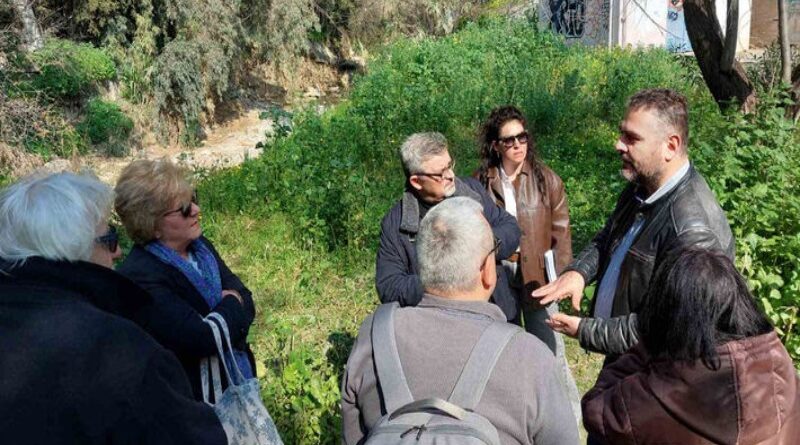 Λαϊκή Συσπείρωση ΝΦ-ΝΧ: Περιοδεία του ΚΚΕ στη συνοικία Απομάχων στις παραποτάμιες περιοχές του Κηφισού όπου και εκεί τα αντιπλημμυρικά έργα καρκινοβατούν