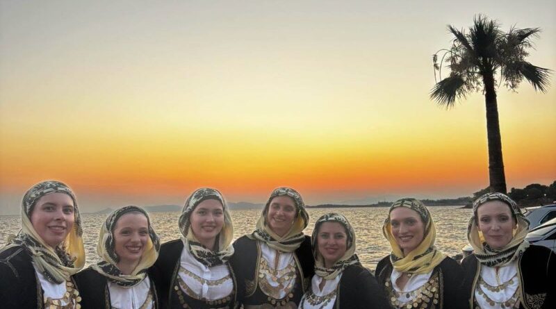 Δήμος Νέας Φιλαδέλφειας – Νέας Χαλκηδόνας: Εντυπωσιακή παρουσία στο 15ο Φεστιβάλ Παραδοσιακών Χορών «Τα Ορέστεια»