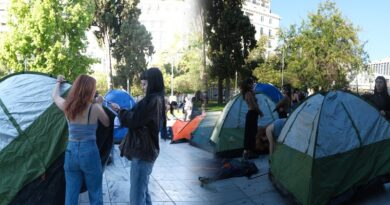 Φοιτητικές κινητοποιήσεις στο Σύνταγμα: Στήνουν σκηνές διαμαρτυρίας – Μεγάλο πανεκπαιδευτικό συλλαλητήριο την Τετάρτη